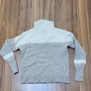 T Tahari Kids Gray and White Sweater